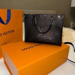 Louis Vuitton OnTheGo PM Black Empriente
